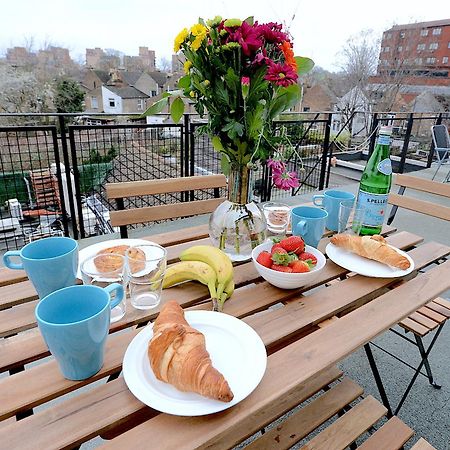 2 Bed Terraced Flat Piccadilly Line Apartamento Londres Exterior foto
