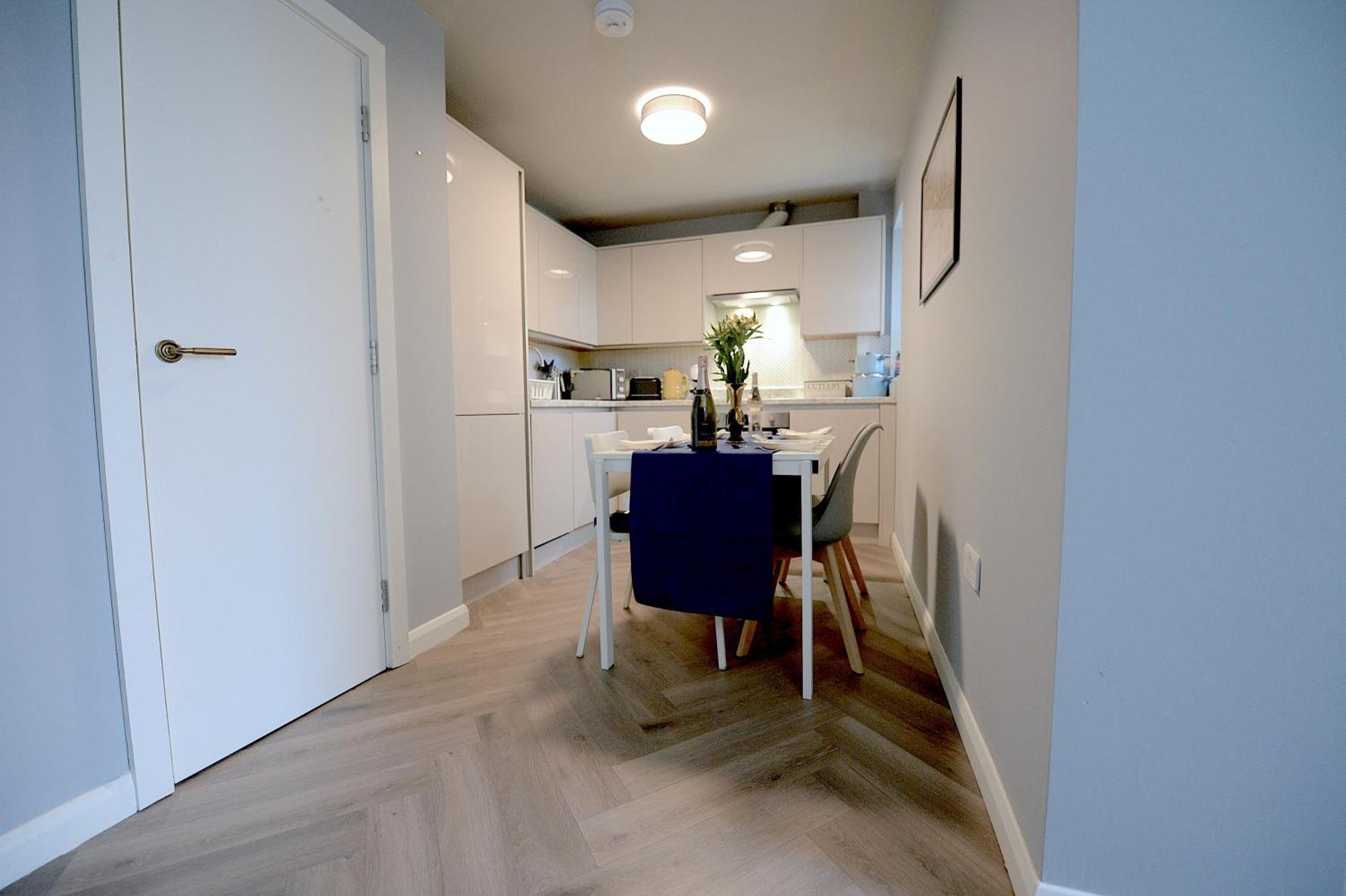 2 Bed Terraced Flat Piccadilly Line Apartamento Londres Exterior foto